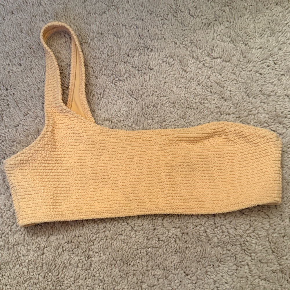 Light yellow one shoulder bikini top